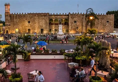 “El Cuernavaca” – A Magical Tale About a Mysterious City and Its Enigmatic Inhabitants!